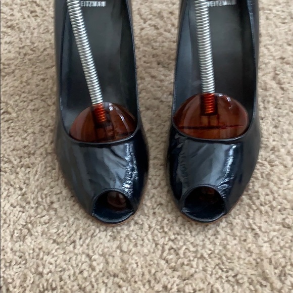 Stuart Weitzman Patent Leather Navy Peep Toe Wood Heel pump shoe EUC US 8 - Picture 14 of 15